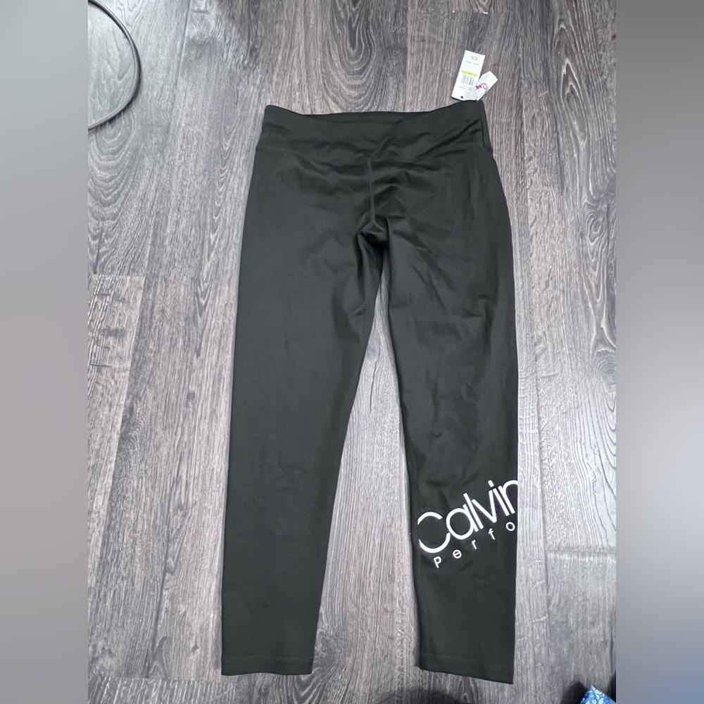 NWT Calvin Klein Performance Leggings